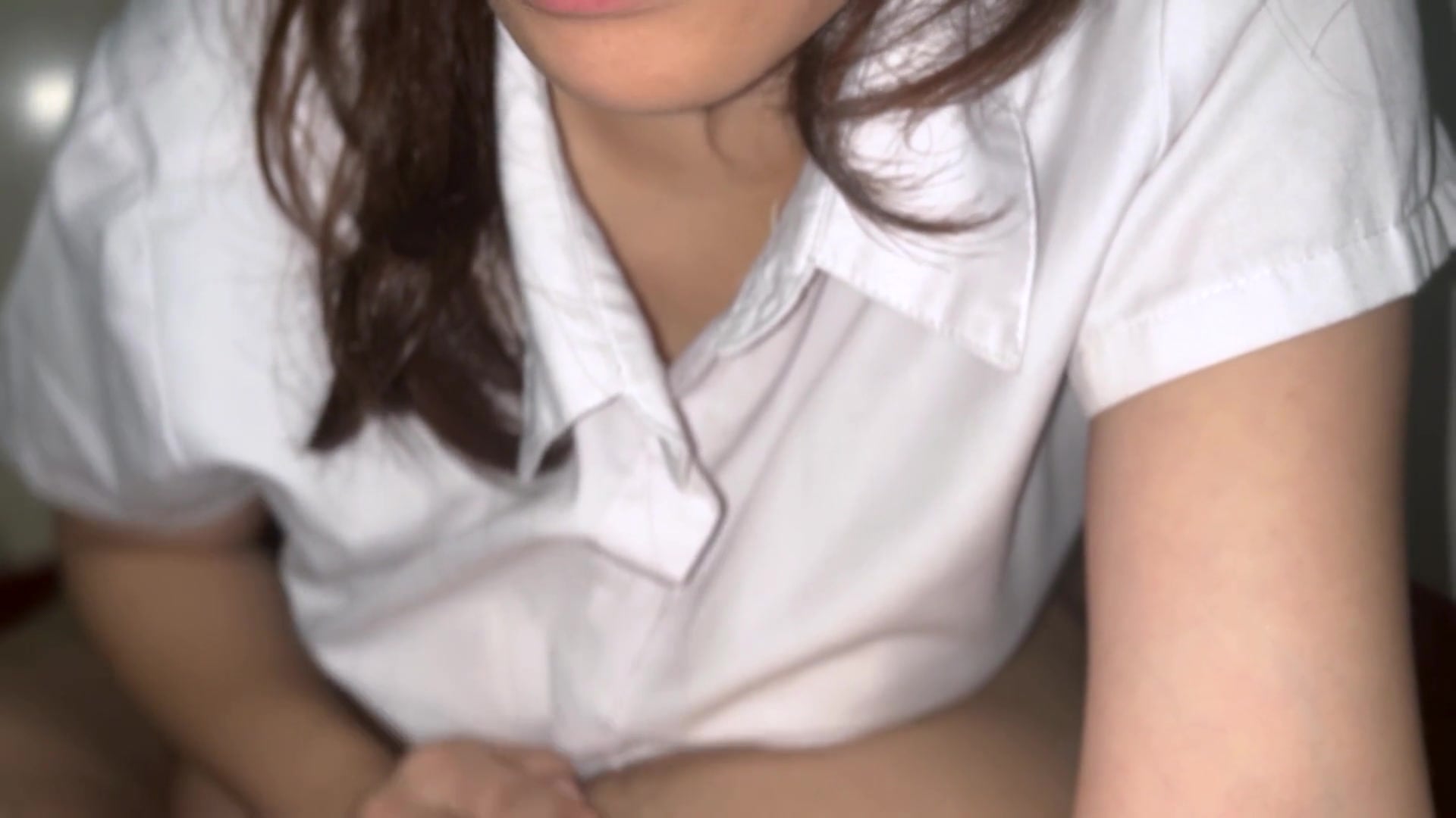 นักศึกษาหีใหญ่ ชักว่าวให้แฟนแล้วเล่าเรื่องเสียวหีตอนไปเย็ดกับพ่อผัว